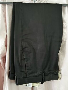 Banana Republic Black Men's Dress Pants - Sleek Flat-Front